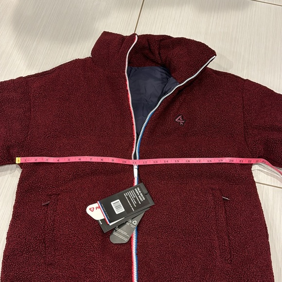 Fourlaps NWT Polar Quilted Sherpa Jacket in Burgundy/Smoke. Reversible. - Picture 6 of 12